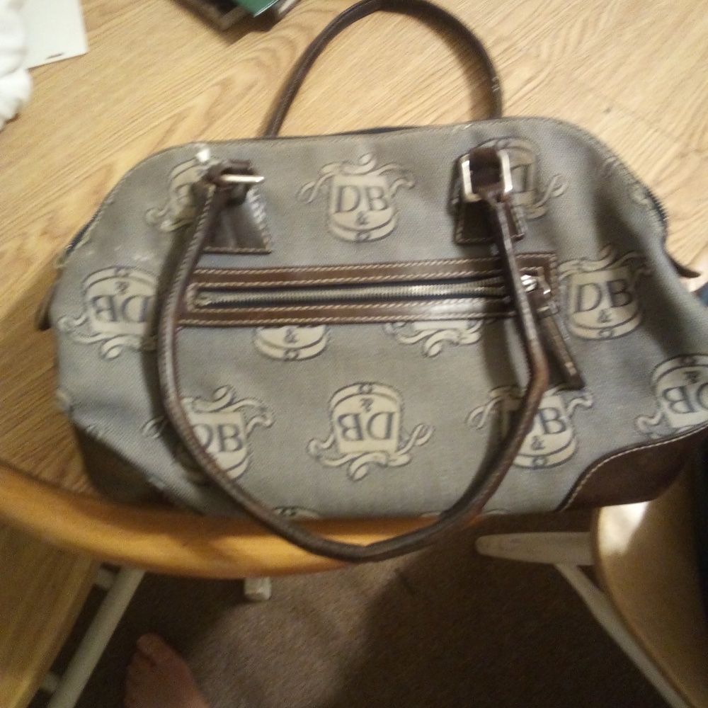 Hand bag